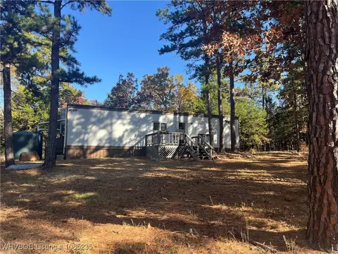 40280 Lloyd Ln, Wister, OK 74966
