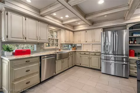 Kitchen - 6221 Duncan Rd, Fort Smith, AR 72903 photo 5 of 5