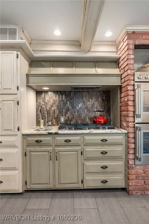 Kitchen - 6221 Duncan Rd, Fort Smith, AR 72903 photo 4 of 5