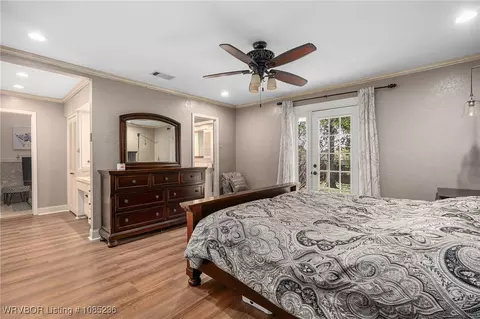Bedroom - 6221 Duncan Rd, Fort Smith, AR 72903 photo 3 of 9