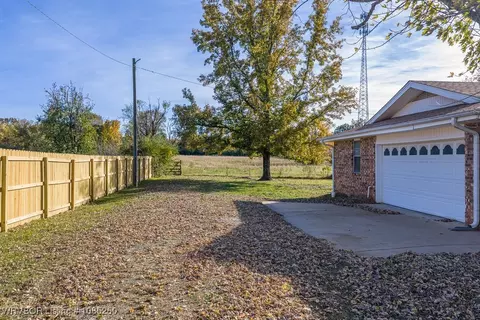 Exterior - 1411 Nixon Rd, Lavaca, AR 72941 photo 9 of 18