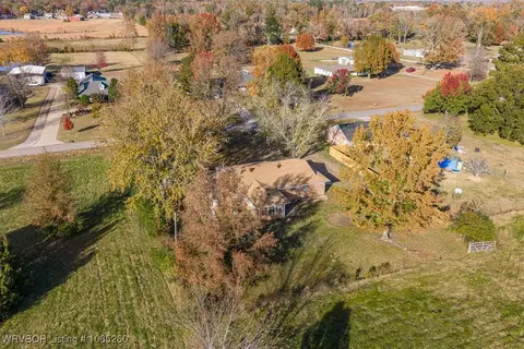 View/Area - 1411 Nixon Rd, Lavaca, AR 72941 photo 12 of 15