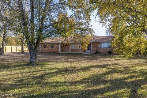 Exterior - 1411 Nixon Rd, Lavaca, AR 72941 photo 3 of 18