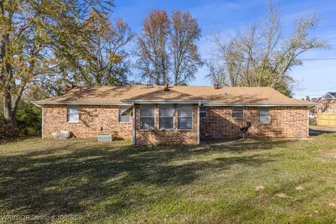 Exterior - 1411 Nixon Rd, Lavaca, AR 72941 photo 13 of 18