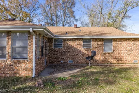 Exterior - 1411 Nixon Rd, Lavaca, AR 72941 photo 14 of 18