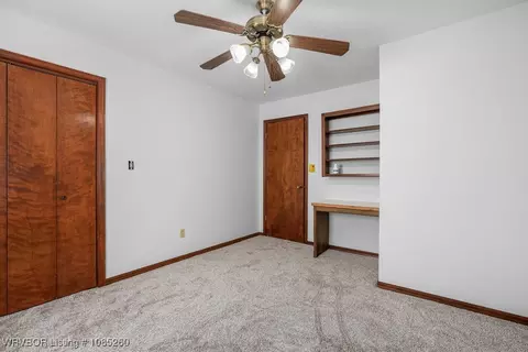 Bedroom - 1411 Nixon Rd, Lavaca, AR 72941 photo 6 of 7