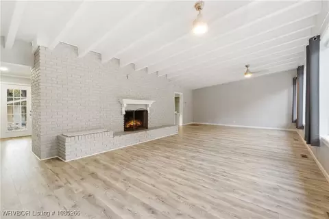 Living - 1430 N 50 St, Fort Smith, AR 72904 photo 1 of 10