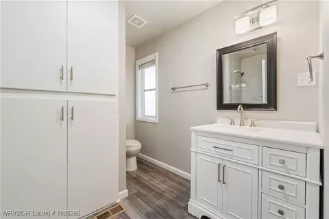 Bath - 1430 N 50 St, Fort Smith, AR 72904 photo 3 of 6