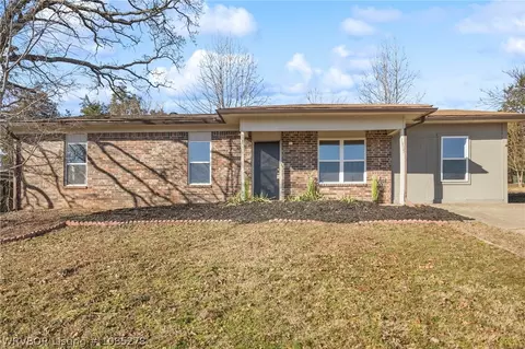 1905 28th St, Van Buren, AR 72956