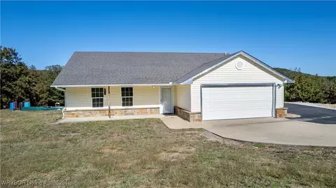 4921 Slaytonville Rd, Hackett, AR 72937