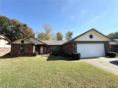 3105 100th St, Fort Smith, AR 72903