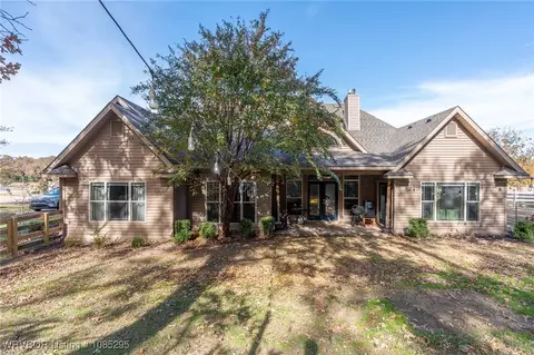 Exterior - 1128 Southfork Ln, Fort Smith, AR 72916 photo 6 of 25