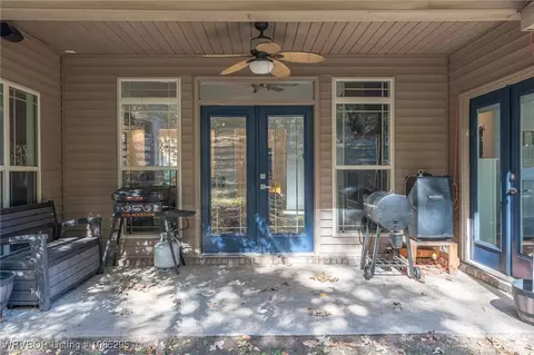 Exterior - 1128 Southfork Ln, Fort Smith, AR 72916 photo 4 of 25