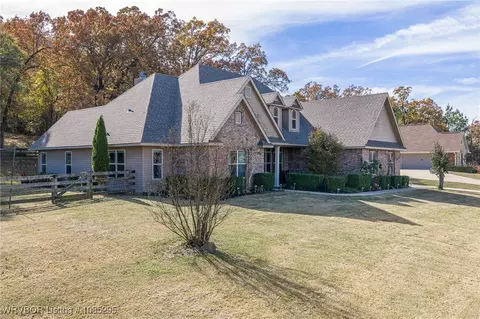 Exterior - 1128 Southfork Ln, Fort Smith, AR 72916 photo 15 of 25