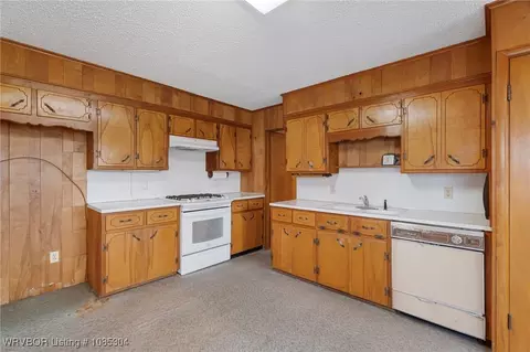 Kitchen - 1203 Gerald St, Barling, AR 72923 photo 1 of 3