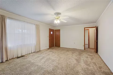 Living - 1203 Gerald St, Barling, AR 72923 photo 2 of 6