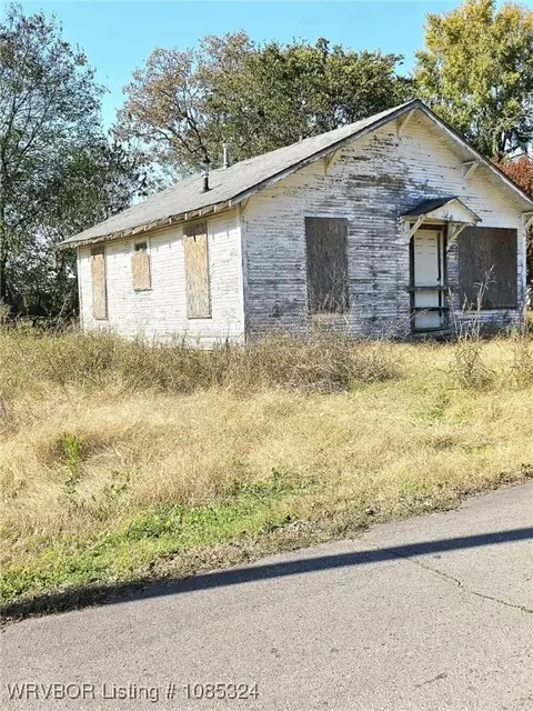 604-606 S 5th St, Paris, AR 72855 photo 6
