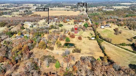 View/Area - 103 E George Ave, Pocola, OK 74902 photo 5 of 12