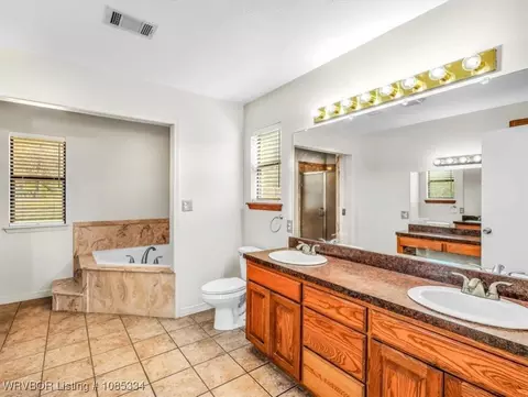 Bath - 103 E George Ave, Pocola, OK 74902 photo 2 of 6
