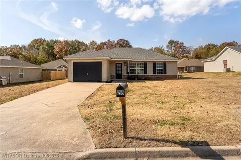 4209 Walnut Park Dr, Fort Smith, AR 72904 photo 2