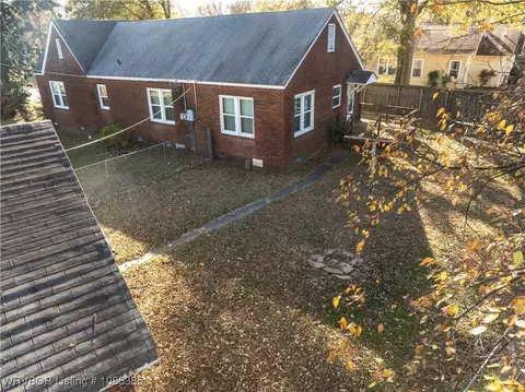 Exterior - 36 Ash St, Alma, AR 72921 photo 8 of 9