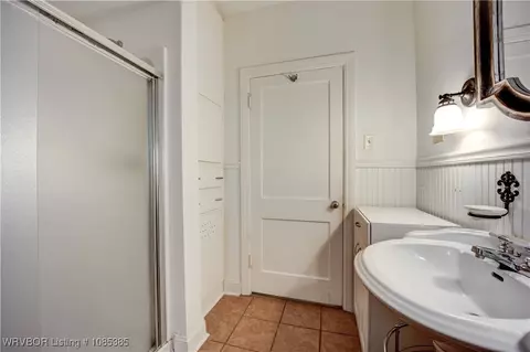 Bath - 36 Ash St, Alma, AR 72921 photo 3 of 3