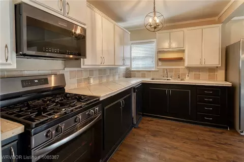 Kitchen - 2116 S P St, Fort Smith, AR 72901 photo 1 of 2