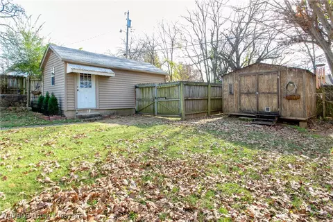 Exterior - 2116 S P St, Fort Smith, AR 72901 photo 13 of 14