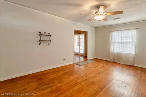 Living - 2116 S P St, Fort Smith, AR 72901 photo 3 of 5
