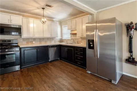 Kitchen - 2116 S P St, Fort Smith, AR 72901 photo 2 of 2