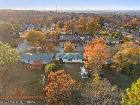 View/Area - 2115 Packard Pl, Fort Smith, AR 72901 photo 3 of 4