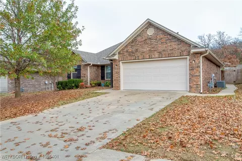 Exterior - 6207 Red Cedar Cir, Fort Smith, AR 72916 photo 3 of 6
