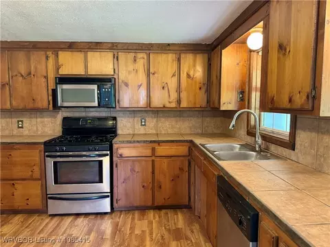 Kitchen - 59210 Muse Pl, Muse, OK 74949 photo 2 of 3