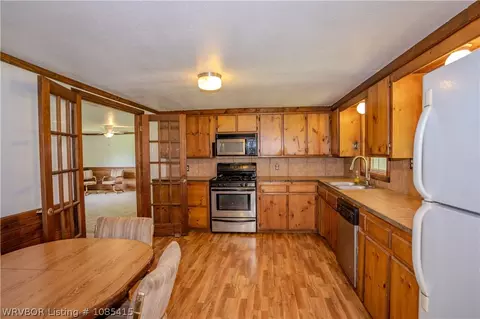 Kitchen - 59210 Muse Pl, Muse, OK 74949 photo 3 of 3