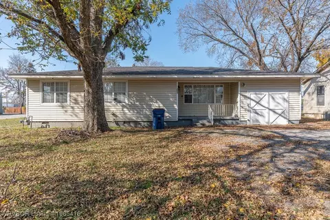 3003 Blair Ave, Fort Smith, AR 72904 photo 1
