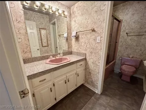 Bath - 10413 Seven Oaks Rd, Fort Smith, AR 72908 photo 5 of 6