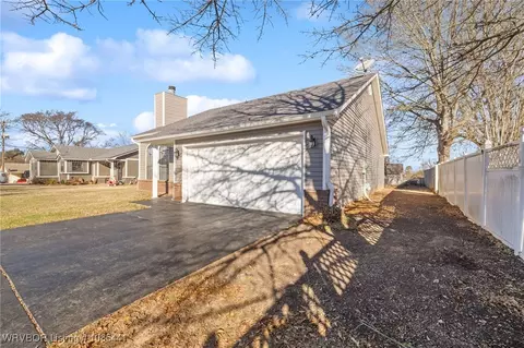 806 Heather Way, Barling, AR 72923 photo 5