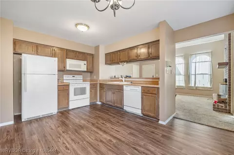 806 Heather Way, Barling, AR 72923 photo 13