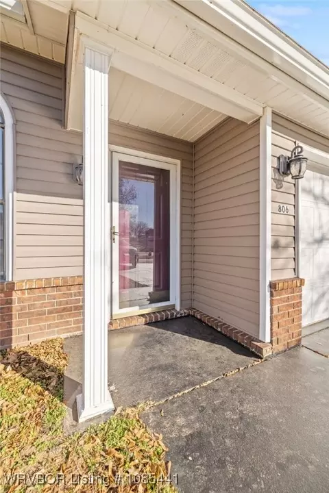 806 Heather Way, Barling, AR 72923 photo 9