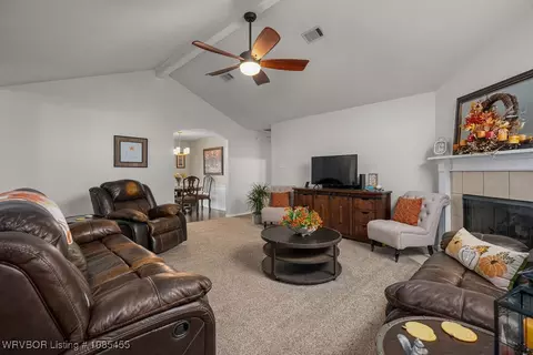 Living - 1106 Ruby Dr, Van Buren, AR 72956 photo 1 of 4