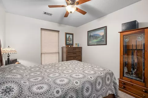 Bedroom - 1106 Ruby Dr, Van Buren, AR 72956 photo 4 of 5