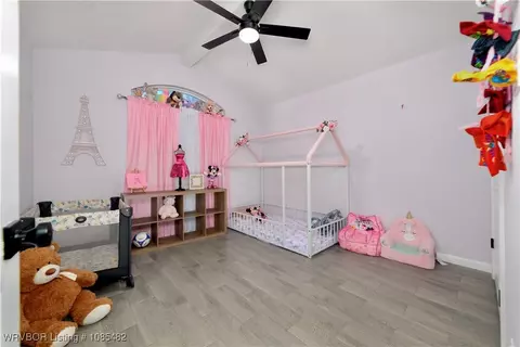 Bedroom - 2325 N River Rd, Lavaca, AR 72941 photo 3 of 4