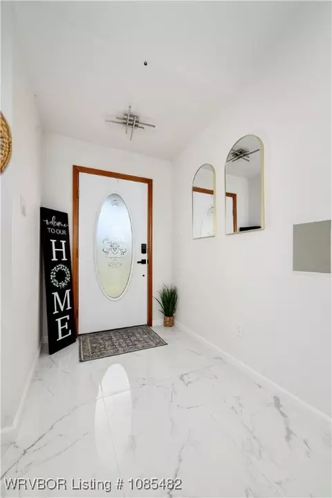 Entry Way - 2325 N River Rd, Lavaca, AR 72941 photo 1 of 1