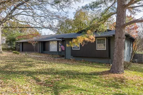1226 N 58th Ter, Fort Smith, AR 72904