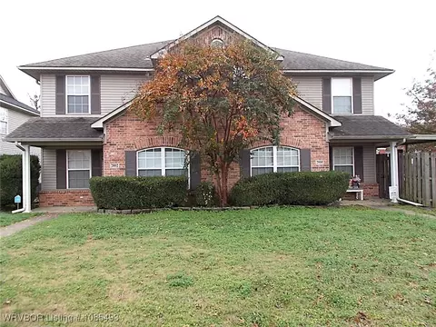 2800 2802 Fairway Hamlet Ct #2800-2802, Fort Smith, AR 72908