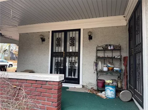 Exterior - 818 26th St, Fort Smith, AR 72901 photo 6 of 7