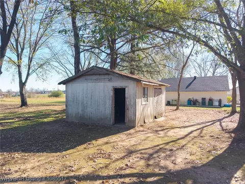 Exterior - 2202 N River Rd, Lavaca, AR 72941 photo 7 of 9