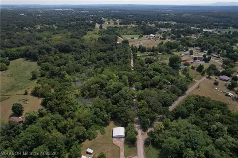 9 Lakeview Drive, Spiro, OK 74959