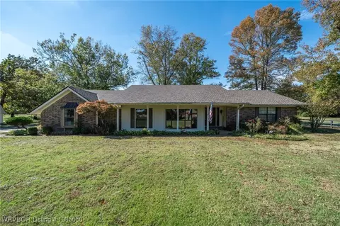 1303 S Hwy 96, Lavaca, AR 72941