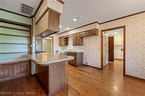 Kitchen - 1303 S Hwy 96, Lavaca, AR 72941 photo 3 of 3